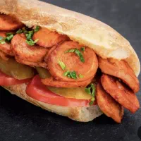 استخدام نیروی کار