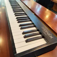 پیانو تاشو کونیکش