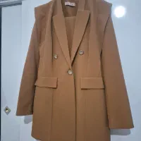 کت وشلوار مرتب سرشونه دار