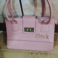 فروش چند عدد کیف روی دوشی زنانه و کفش