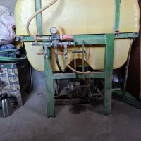 سم پاش و شش گلا