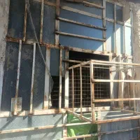 فروش درب و پنجره دست دوم اهنی تمیز|مصالح و تجهیزات ساختمان|برازجان, |دیوار