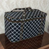 باکس صندوقی|کیف، کفش، کمربند|نیشابور, خط کاشمر|دیوار