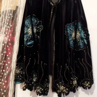 تعدادی وسیله خانگی ولباس|لباس|جوانرود, |دیوار