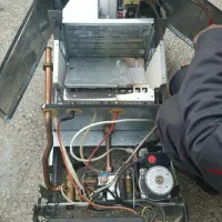 رسوب گیری پکیج ابگرمکن شوفاژنصاب سرویس کارتعمیرات|آبگرمکن، پکیج، شوفاژ|مشهد, صیاد شیرازی|دیوار