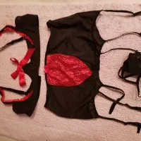 لباس زیر زنانه