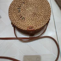 کیف رو دوشی چرم آلدو و کیف حصیری دست دوز|کیف، کفش، کمربند|ری, شهادت|دیوار