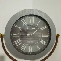 ساعت ایستاده