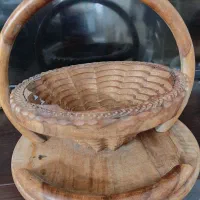 سبد چوبی قدیمی باز بسته هم میشه قیمت ۲تومن