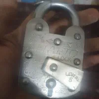 قفل|کلکسیون اشیاء عتیقه|تربت‌حیدریه, منظر|دیوار