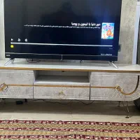 میز تلویزیونی در حد نو