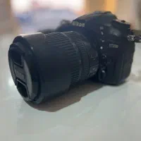 دوربین نیکون ۷۲۰۰ همراه با لنز۱۸.۱۴۰ و کیف|دوربین عکاسی و فیلم‌برداری|اصفهان, بهاران|دیوار