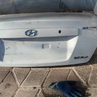 درب صندوق  هیوندا اونته و لوازم اضافه