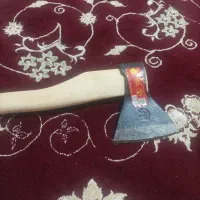 فروش یک تبر روسی نو با دسته فابریک