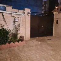۱۰۰ متر مفید ویلایی چهارراه حافظ نزدیک خیابان