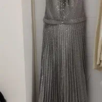 تعدای لباس در حد نو|لباس|گل تپه, |دیوار