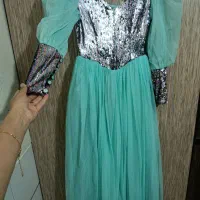 لباس مجلسی|لباس|اصفهان, کنگاز|دیوار