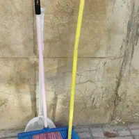 تعدادی دبه وگالن|ظروف نگهدارنده، پلاستیکی، یک‌بارمصرف|کرمانشاه, |دیوار