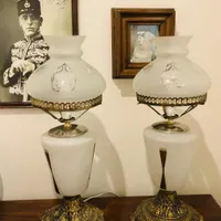 چراغ قالپاقی سفید مات ایتالیایی آنتیک