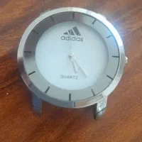 ساعت عقربه ای بدون بند