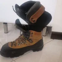 کفش دو پوش کوهنوردی بستارد اسپانیایی|کیف، کفش، کمربند|اراک, |دیوار