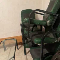صندلی و میز در حد نو