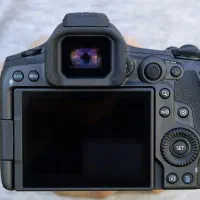 بدنه دوربین canon r5ii فقط ۲۰۰ عدد شات|دوربین عکاسی و فیلم‌برداری|تهران, بهار|دیوار
