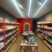 25متر-مغازه-فاز1-راهرواصلی