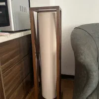 اباژور ایستاده