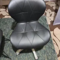 میز و صندلی ناخن|آرایشگاه و سالن‌های زیبایی|بندرعباس, |دیوار