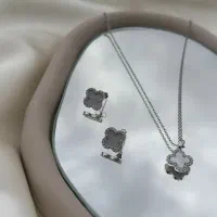 گردنبند های مینیمال آبکاری نقره|بدلیجات|قم, پردیسان|دیوار