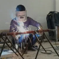 جوشکاری و برشکاری وتغییرات لوله کشی گاز ساختمان