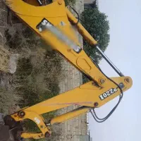 بیل بکهو ۲۲۰i|خودرو سنگین|شیراز, رحمتآباد|دیوار