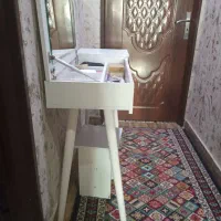 میز آرایش|مبلمان خانگی و میز عسلی|نسیم‌شهر, |دیوار