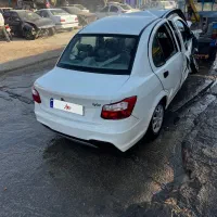 ساینا ۴۰۳ تصادفی|خودرو سواری و وانت|شیراز, محمدیه|دیوار