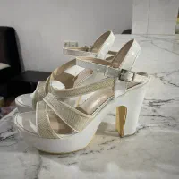 کفش عروس|کیف، کفش، کمربند|گنبد کاووس, |دیوار