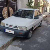 پراید سفید