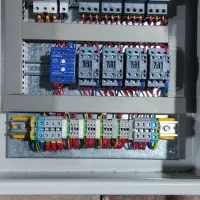 کارشناس برق صنعتی مجرب با سابقه ۱۸ سال|خدمات پیشه و مهارت|خورموج, |دیوار