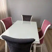 میز نهارخوری ۴ نفره