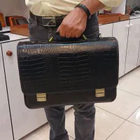 کیف اداری دو قفل رمزدار