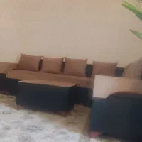 مبل ومیز وسط