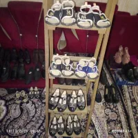 فروش کفش های  زنانه و دخترانه و بچه گانه