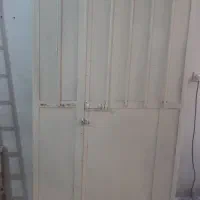 درب آهنی دولنگه ، و دو درب چوبی و  آهن دوبله ۱۴