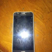 گوشیj5وa70(نیاز به تعمیر)