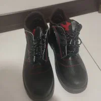 کفش کار|کیف، کفش، کمربند|شهرکرد, |دیوار