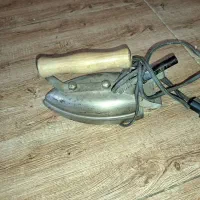 اتوی  عتیقه سنگین قدیمی