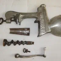 آبمیوهگیری دستی عتیقه آهنی(چدنی)|آبمیوهگیر و آبمرکباتگیر|تهران, مشیریه|دیوار