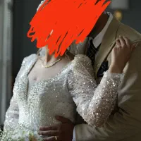 سلام نو هست فقط یک بار تن رفته تاج تور هم داره