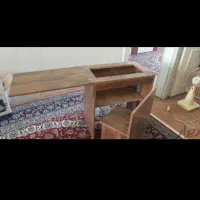 یک عدد تختخواب یک نفره و میز چرخ هر دو نونو هستن|تخت و سرویس خواب|اصفهان, سرشبادران|دیوار