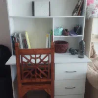 کتابخانه دارای سه کشو سالم